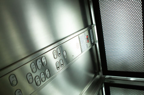 ascensores y montacargas f